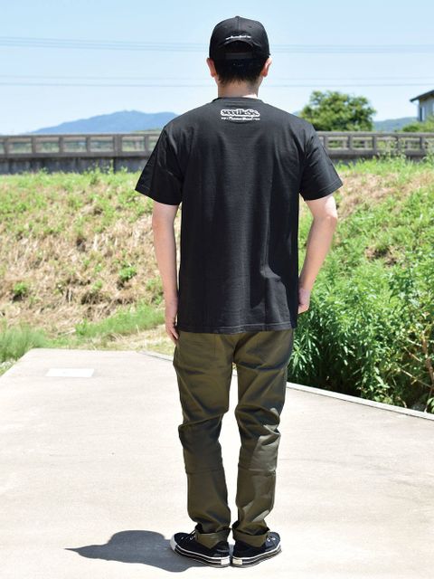 サイコなカエルがインパクト大!