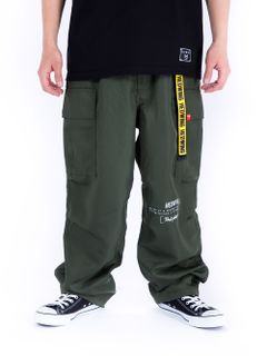 Big Silhouette Cargo Pants