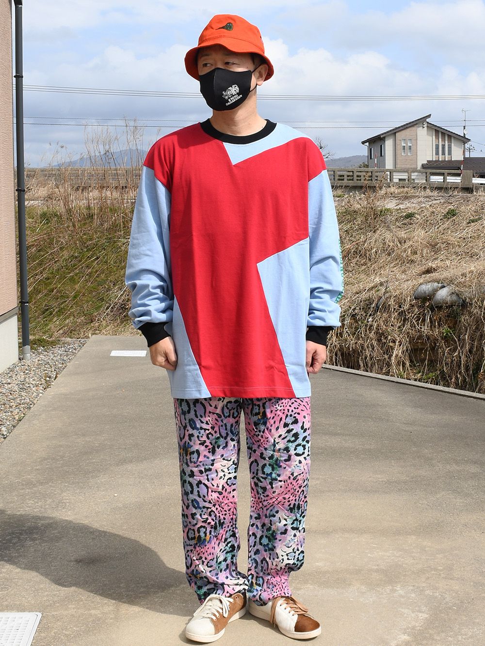 思わず立ち止まるインパクト！