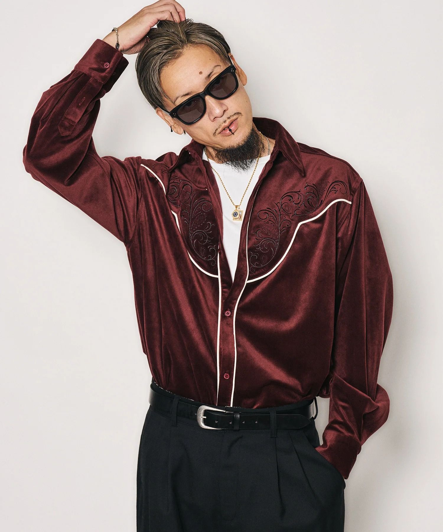 Embroidered velour western shirt