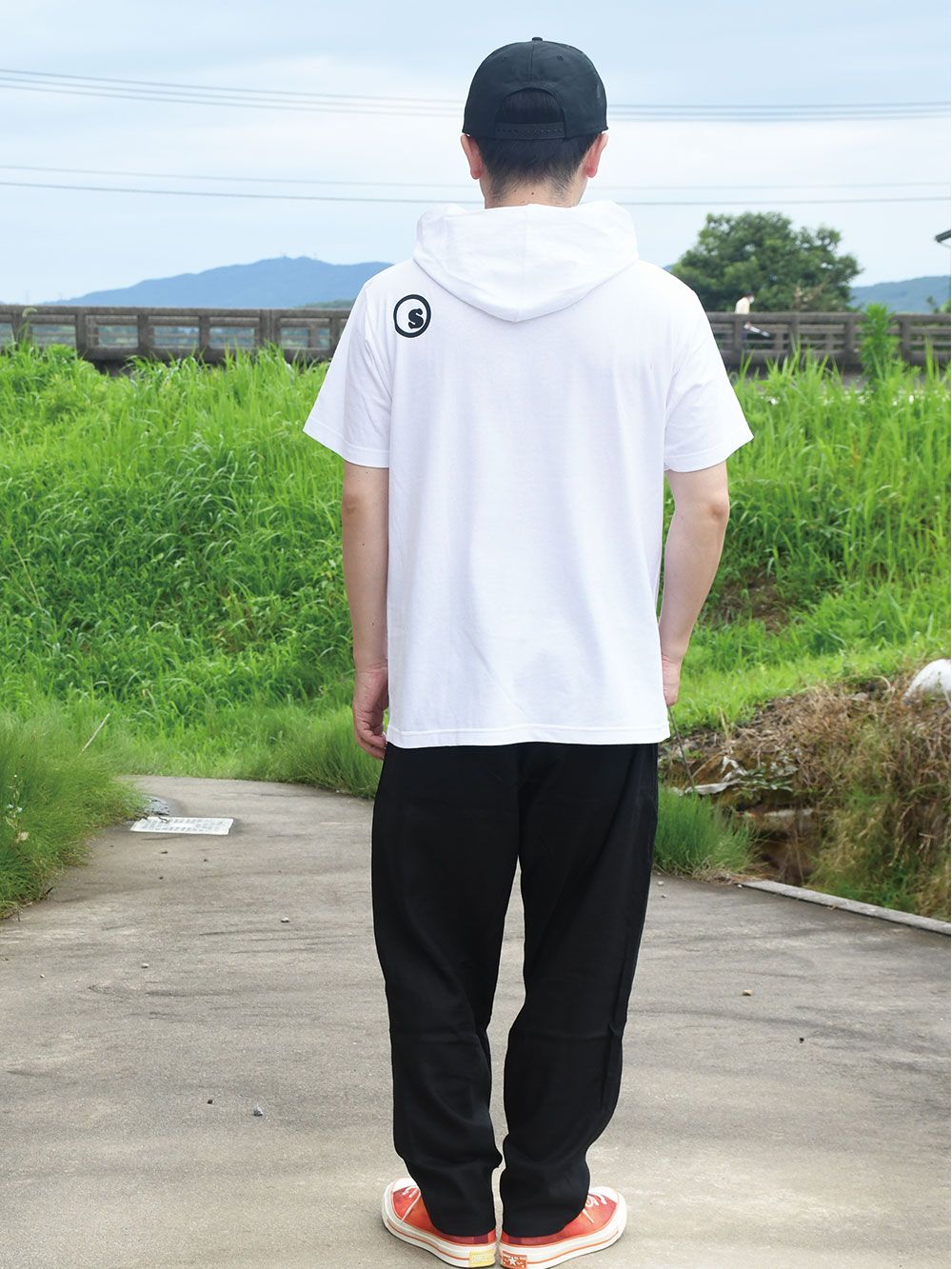 sd hoody s/s tee