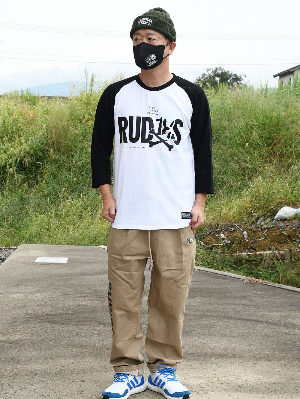 RUD13’S RAGLAN T