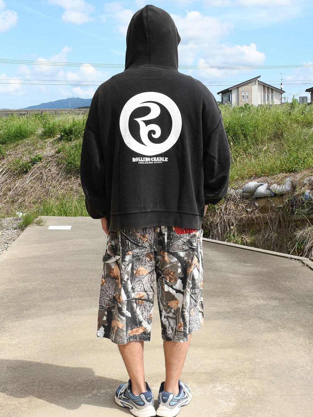 SHADED LOGO-HOODIE