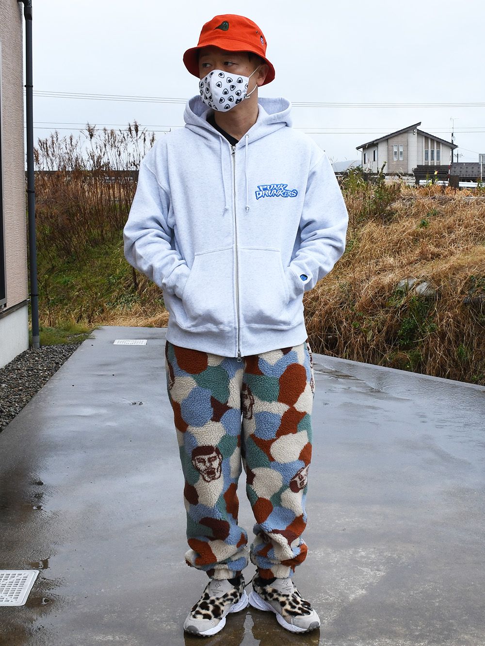 最先端ボディに刺繍されたギザロゴが抜群のカッコ良さ！