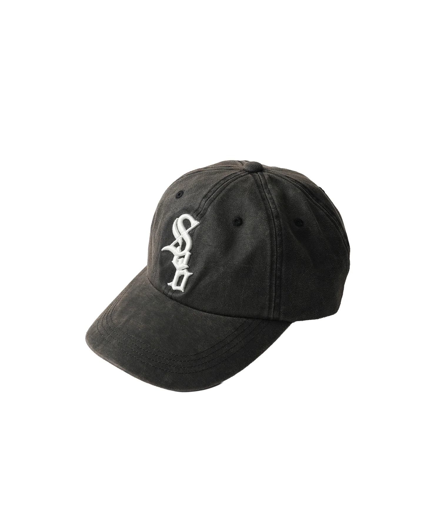 Fade faux leather cap