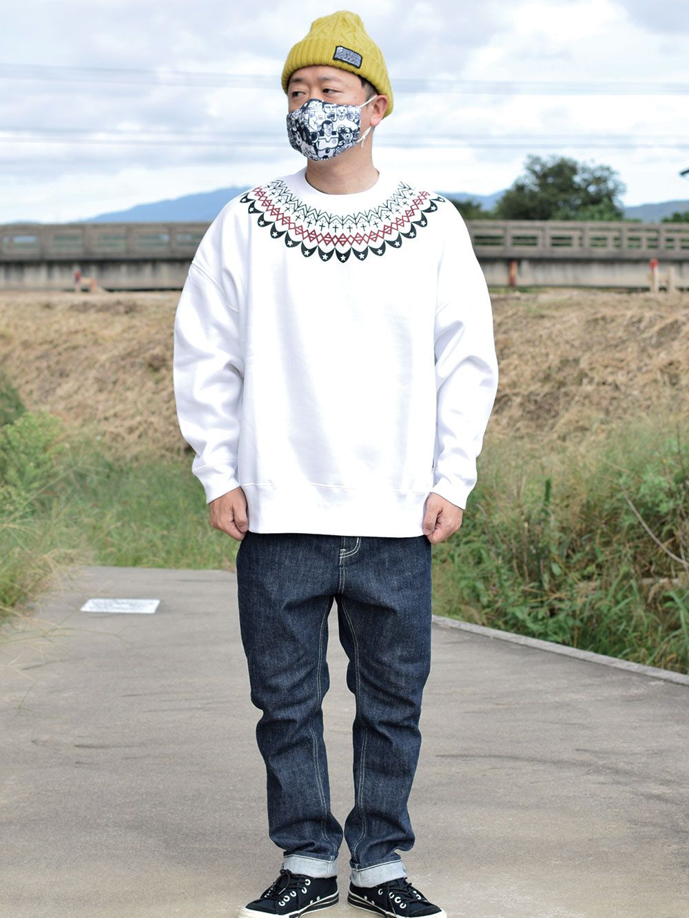 “BLACKFOOT”  Big silhouette Crew Neck Sweat