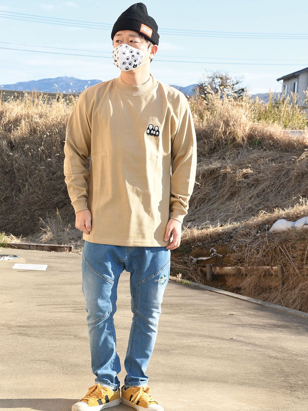 ガイコツさんモックネックロンTEE