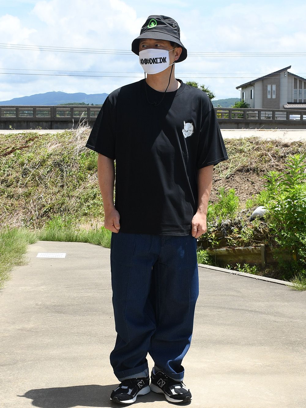 rg pin tuck denim pants