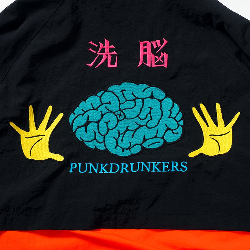 洗脳ナイロンパーカ