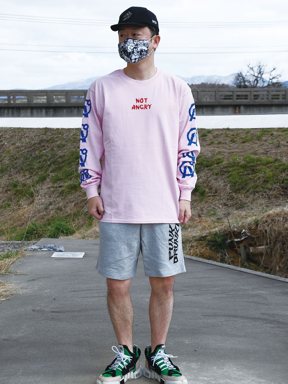 怒ってないロンTEE