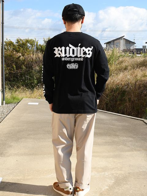 人気のHOOKロゴが両面&両スリーブにプリントされた豪華なロンT！