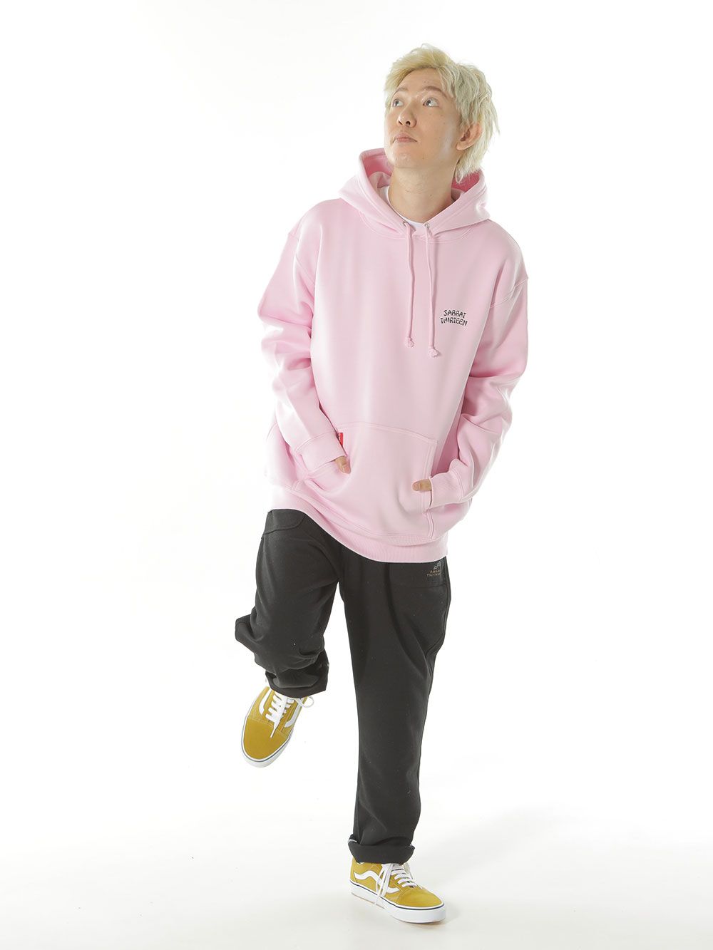13 TALED FOX HOODIE