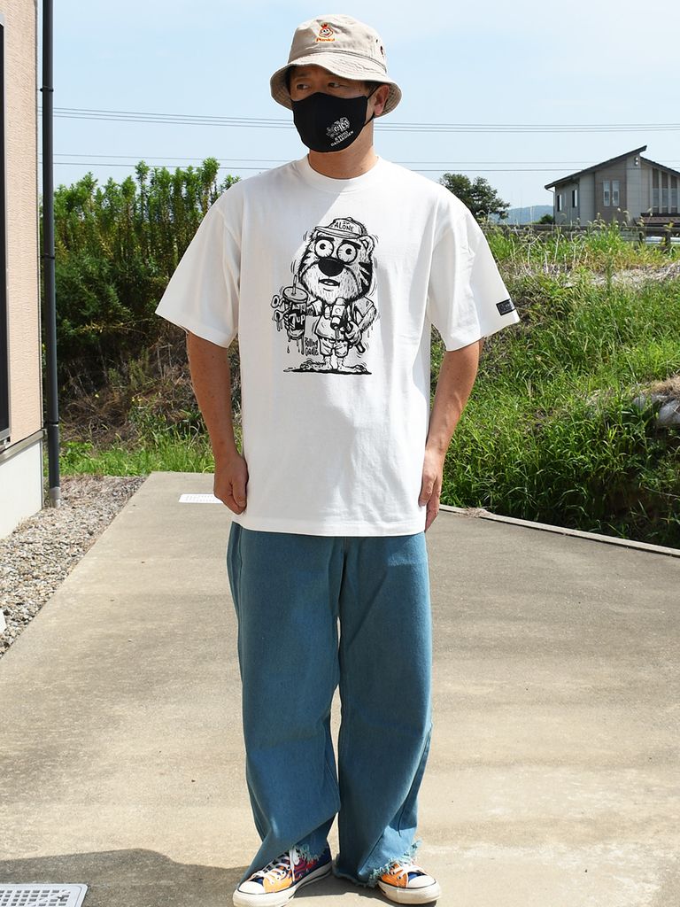 一人好きな方にも誰かにかまってほしい方にもおすすめの1枚！
