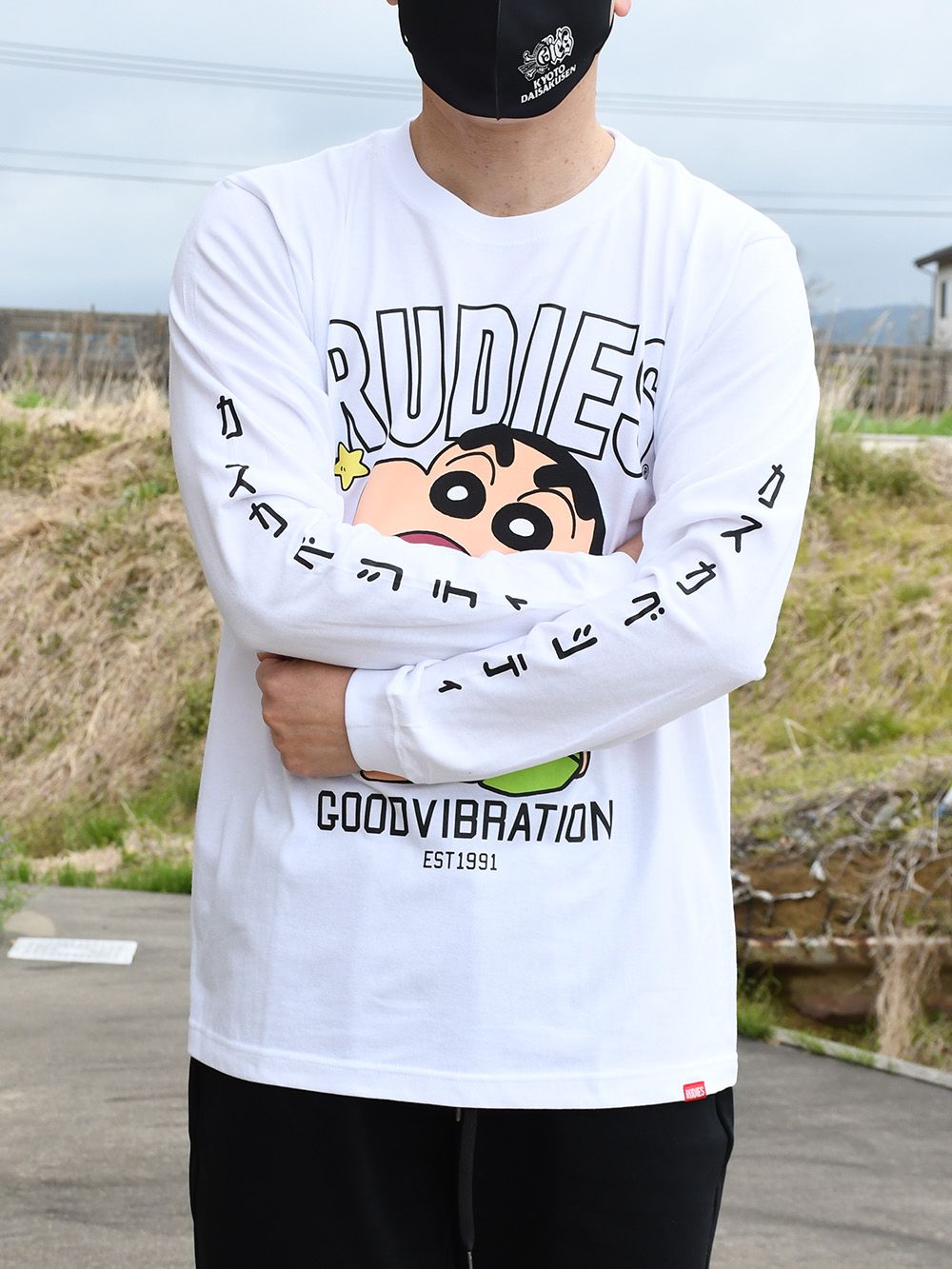 RUDIE'SxCRAYON SHINCHAN SNACK LSTEE