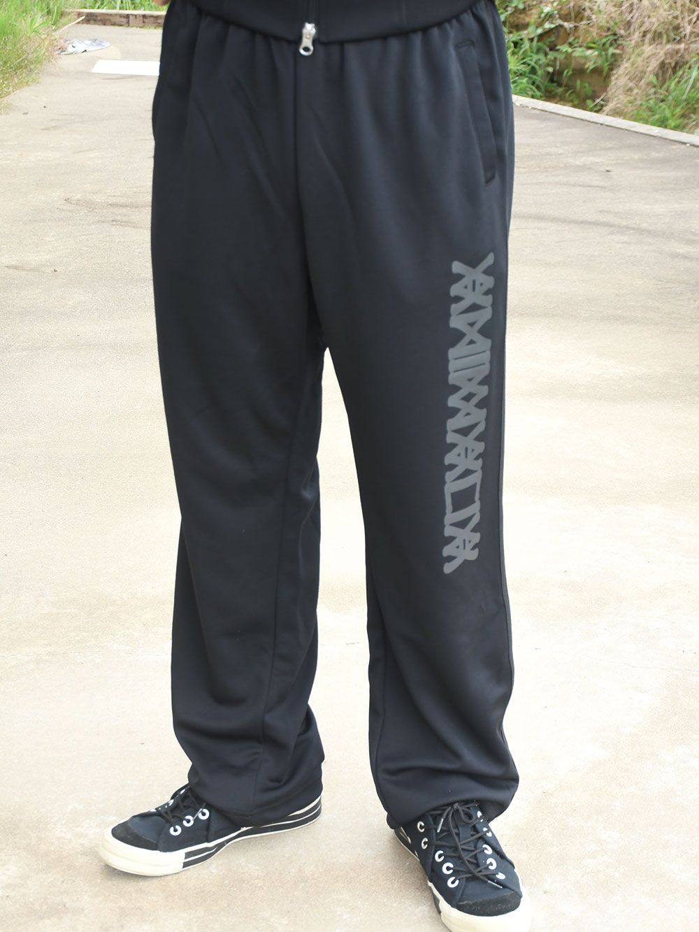 TRACK-PANTS