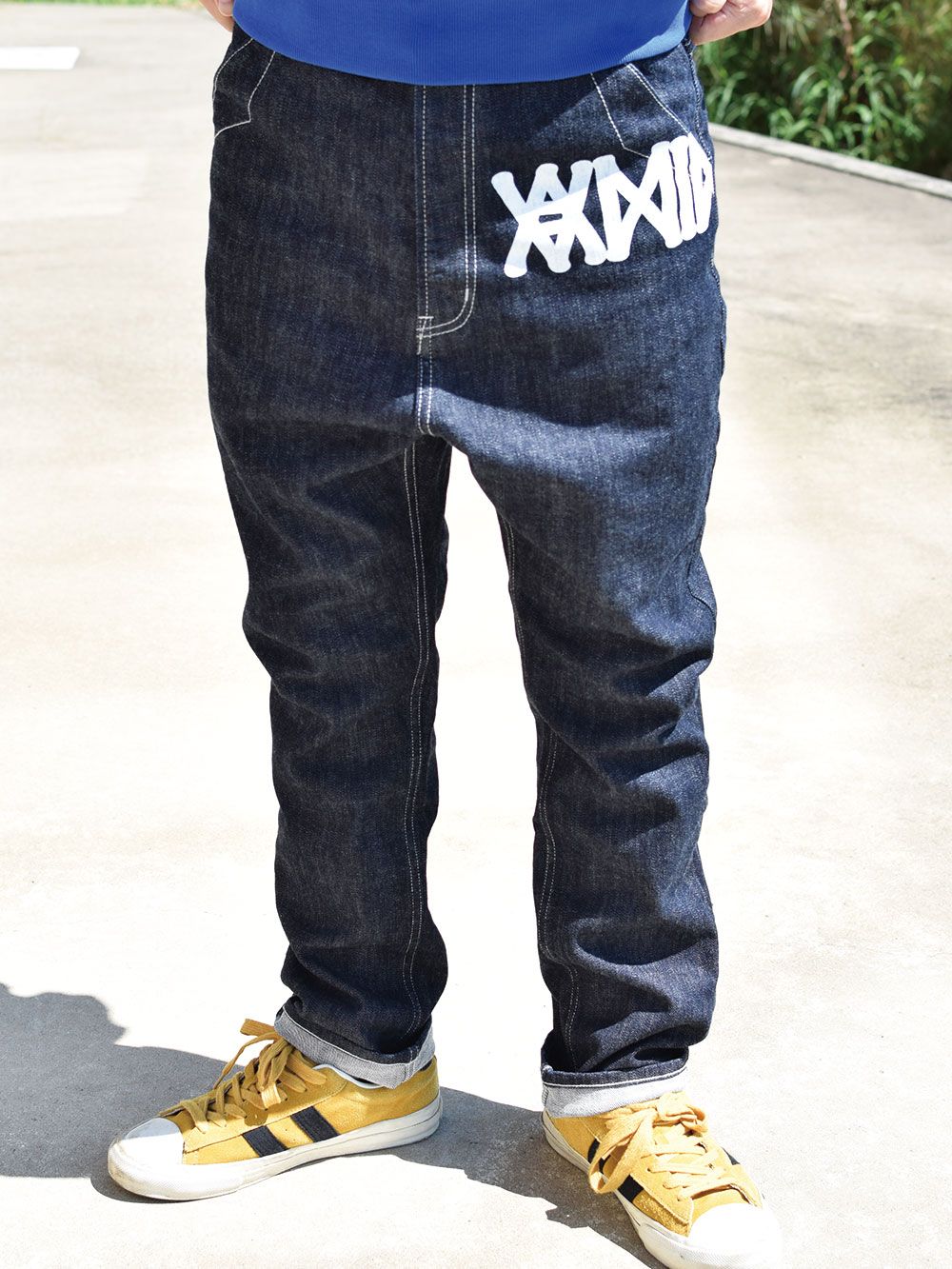 JEANS RUSTIX #003 feat. DOLL