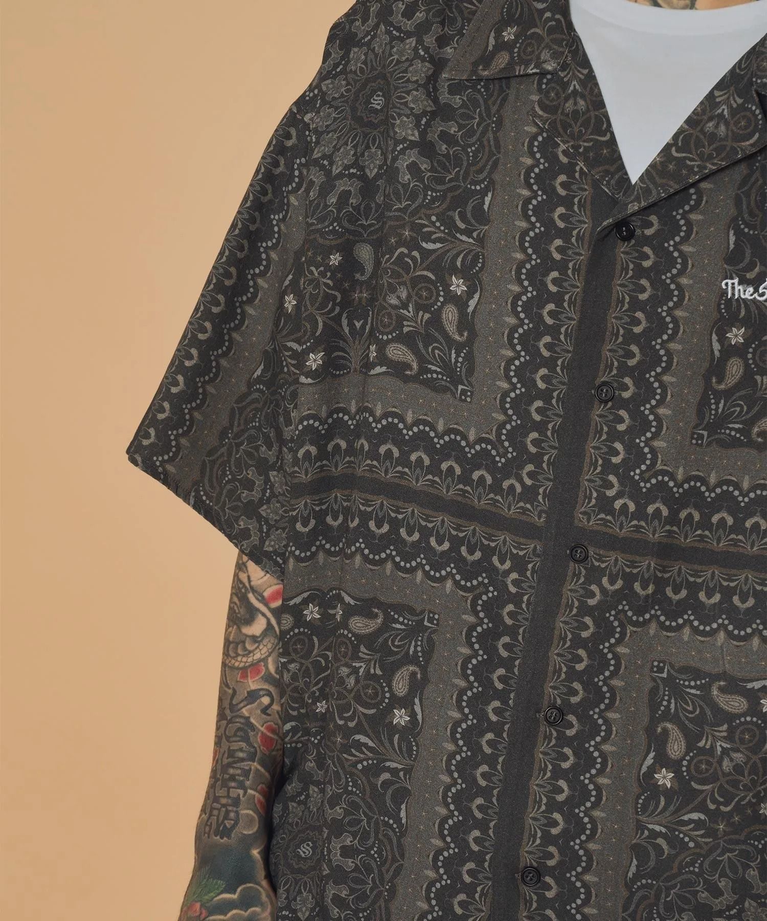 Medallion rayon shirt