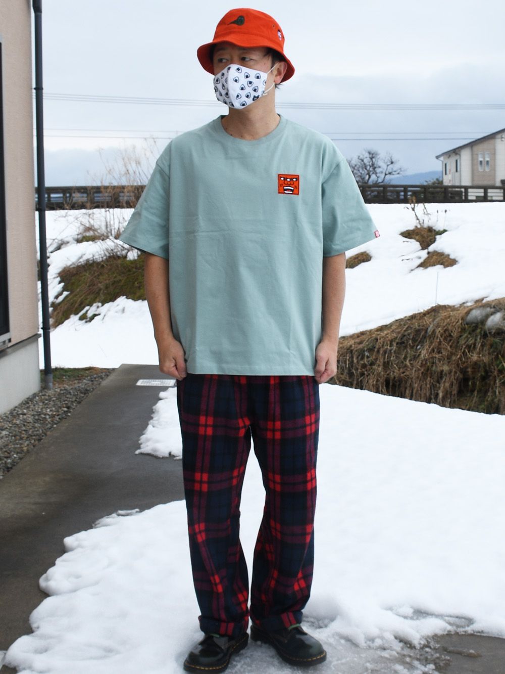 三つ目刺繍ボックスTEE