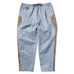 ヘビパンツ