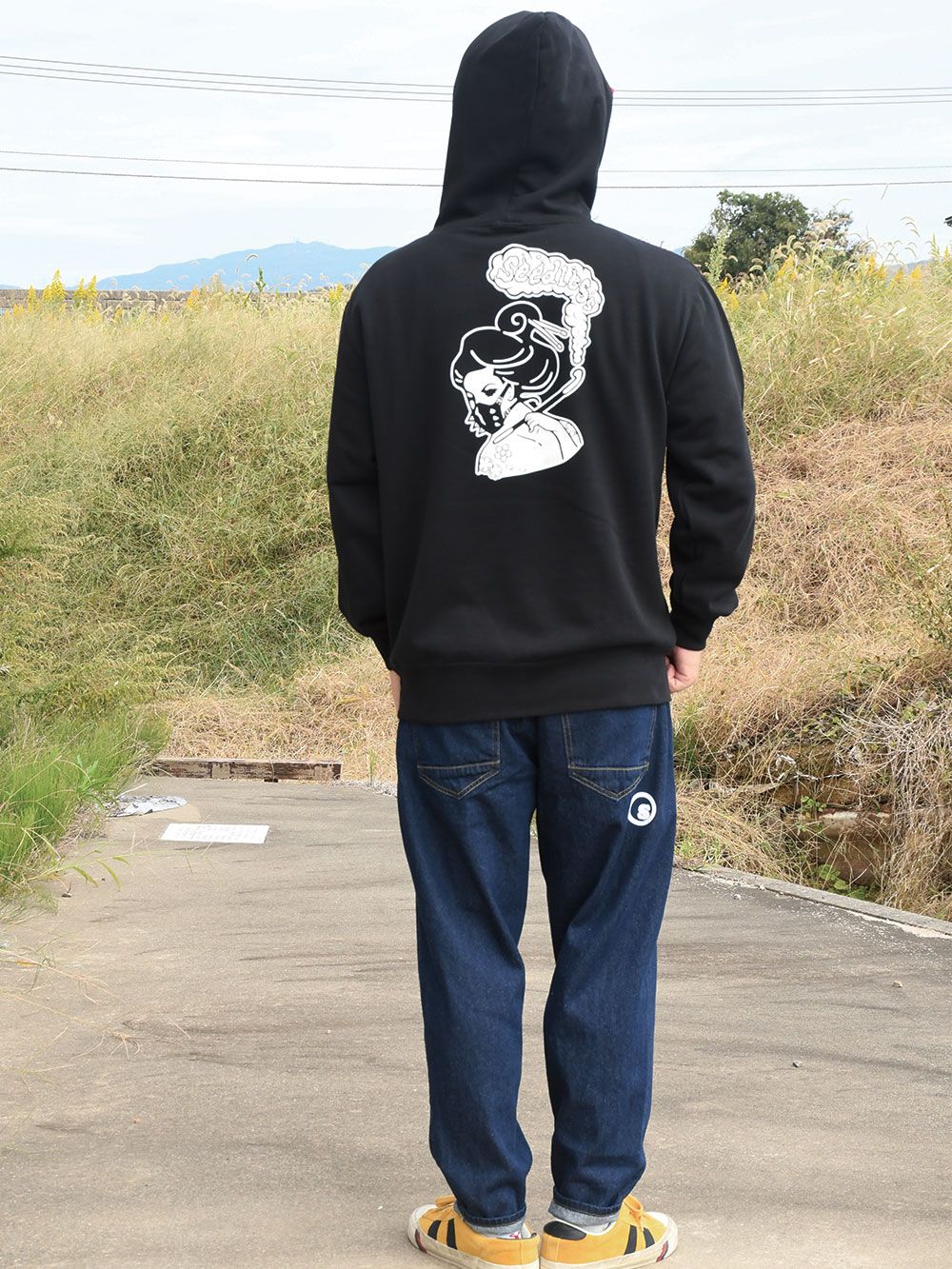 PUNK GEISHA SMOKE OUT back print hoody