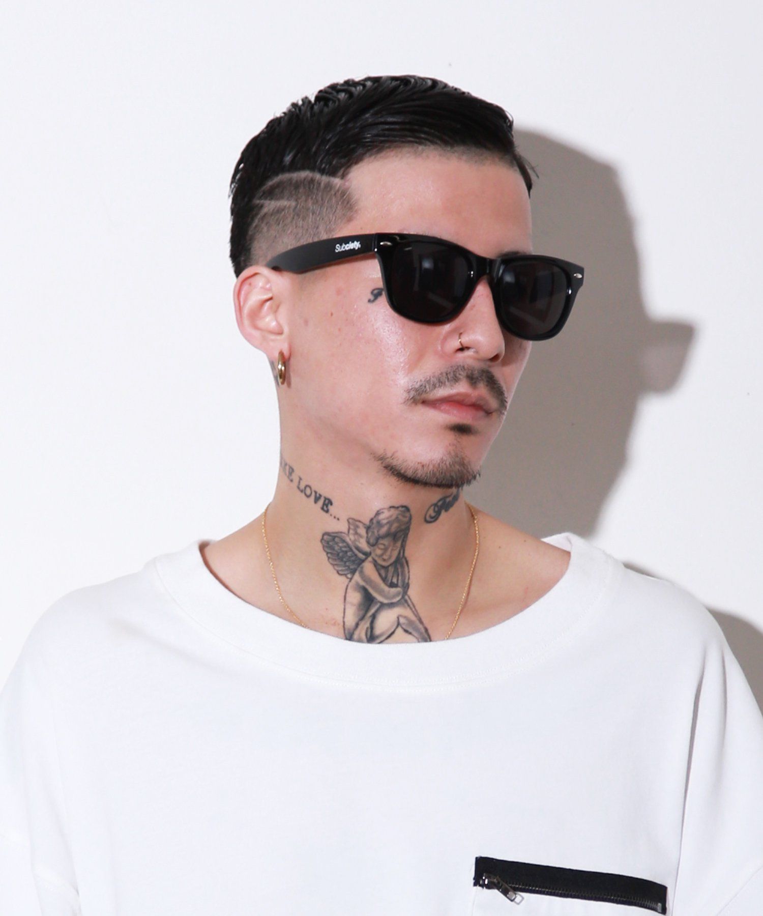 SUNGLASS-