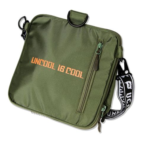 ショルダーからボストンBAG