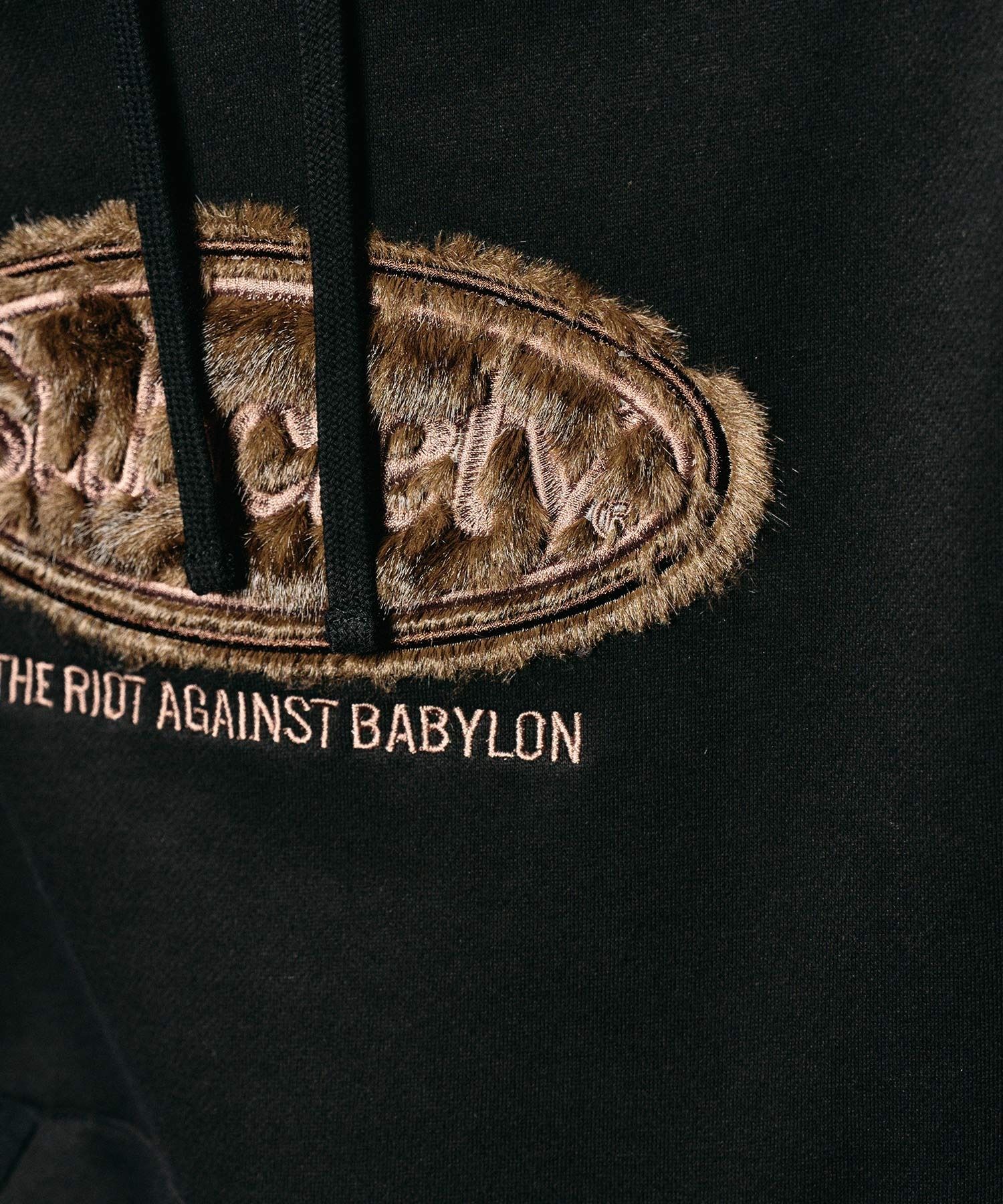 Fur patch hoodie