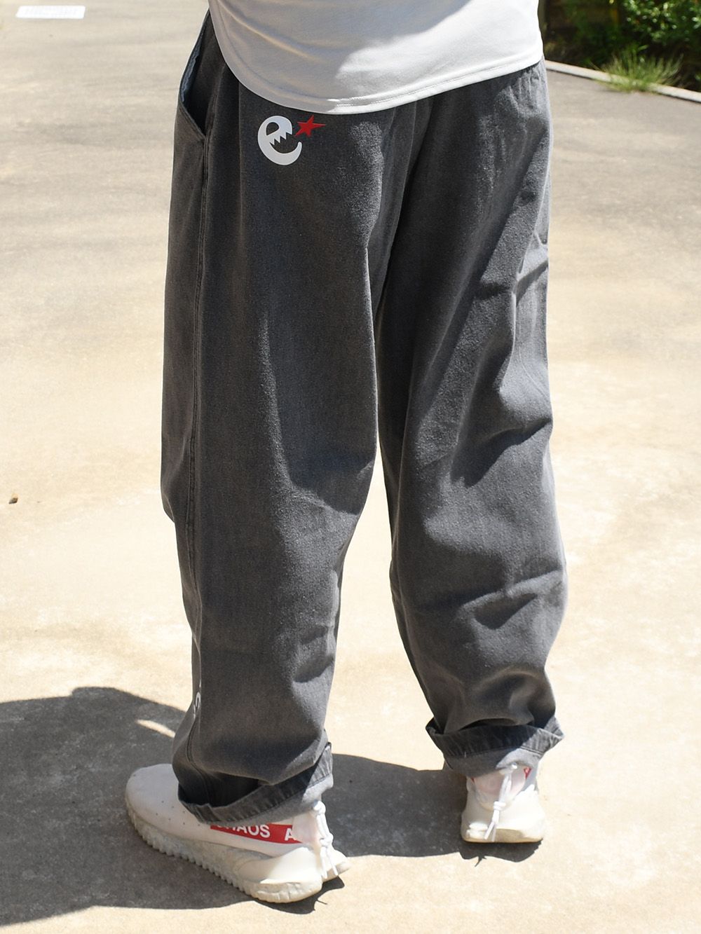 rg pin tuck denim pants