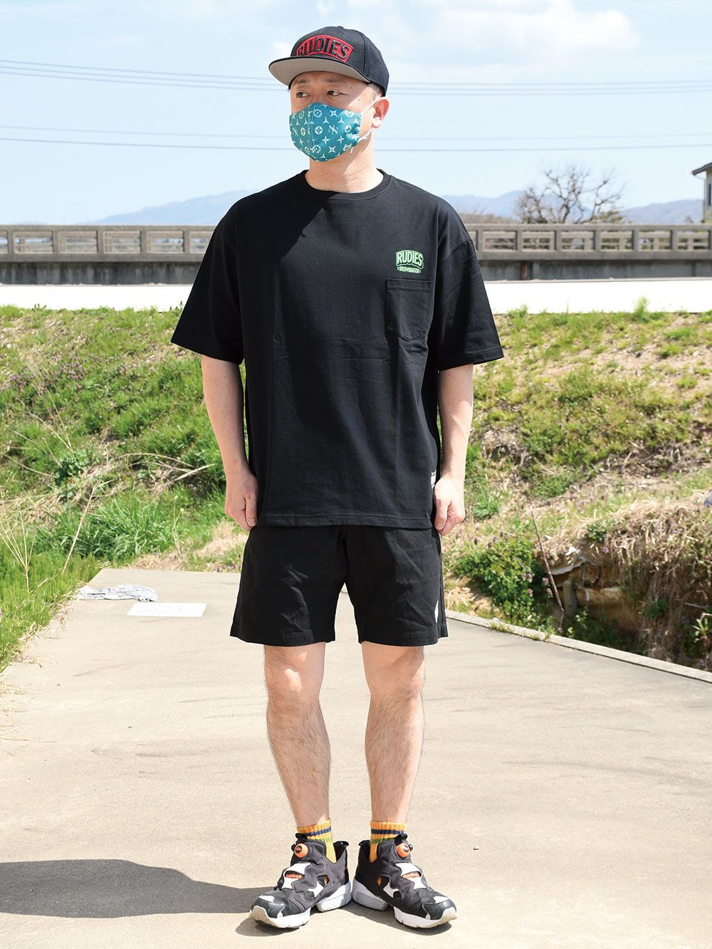 GOOD VIBRATION BIGSILHOUETTE PKT-T