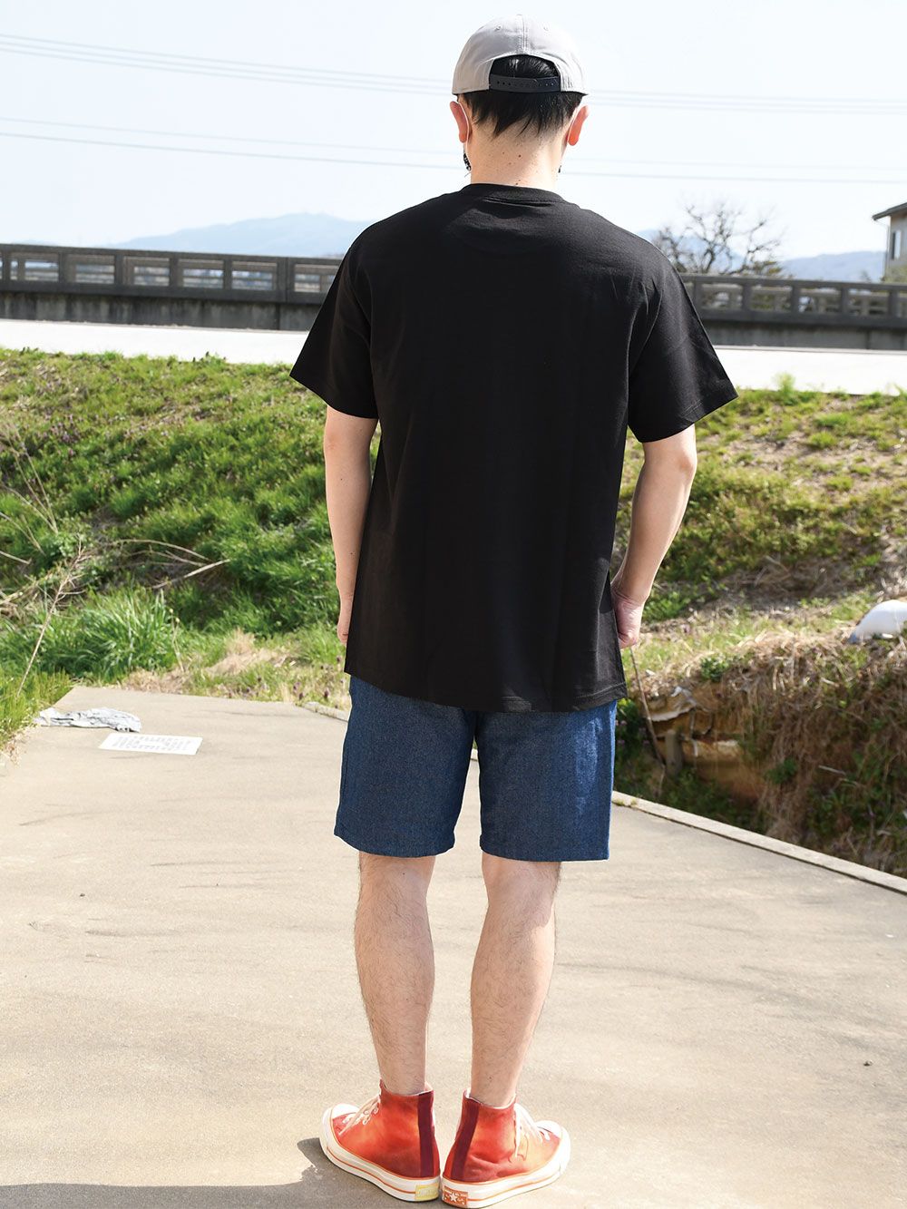 SMSW sk8 style tee