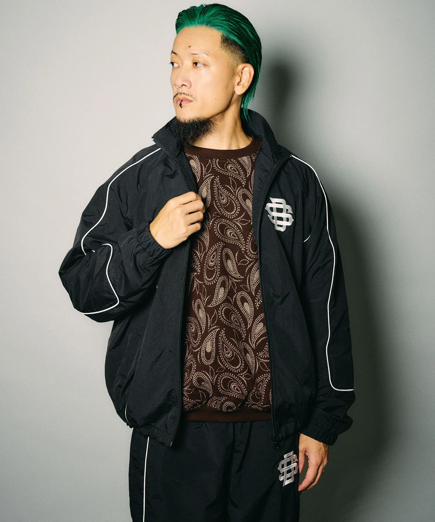 Reflective piping nylon jkt