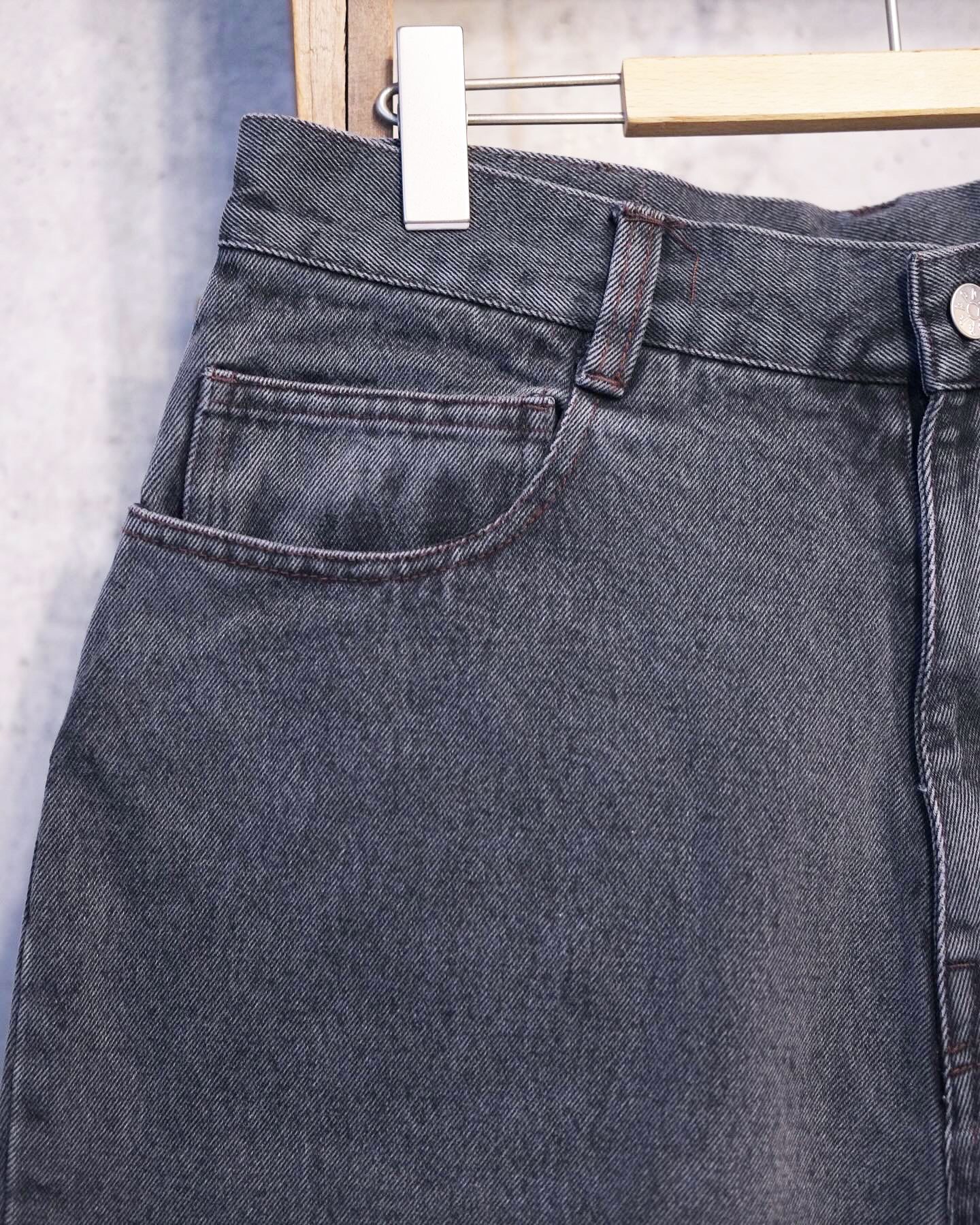 6 Pocket Denim Shorts