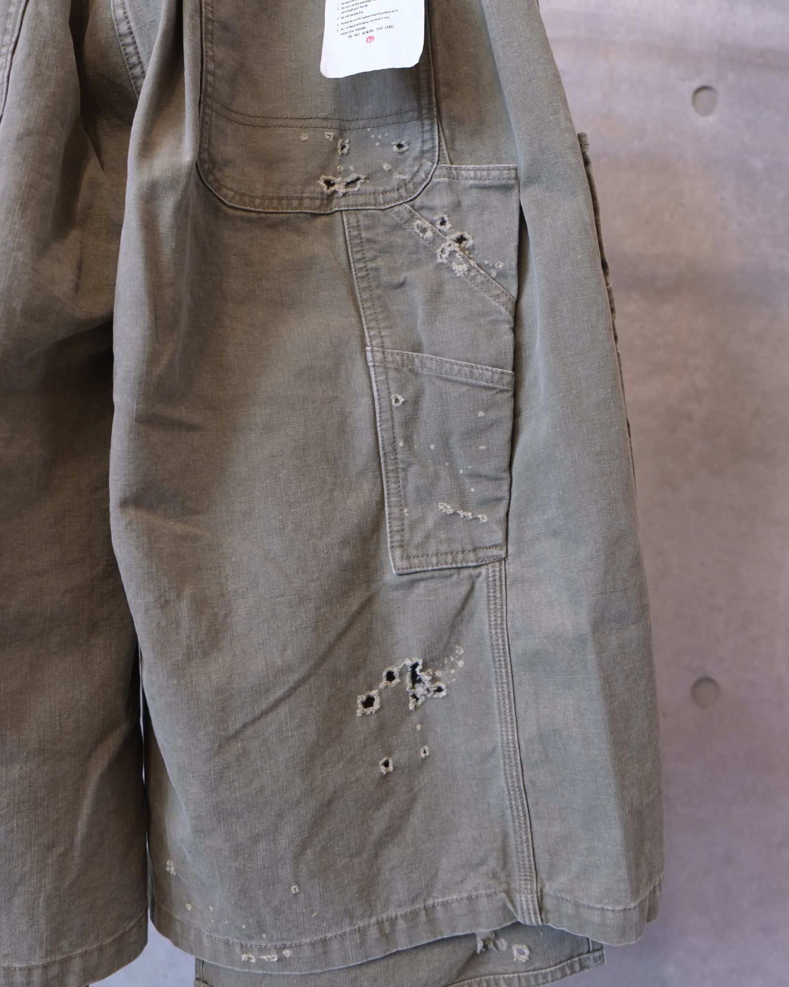 Damaged Double Knee Wide Bermuda Pants