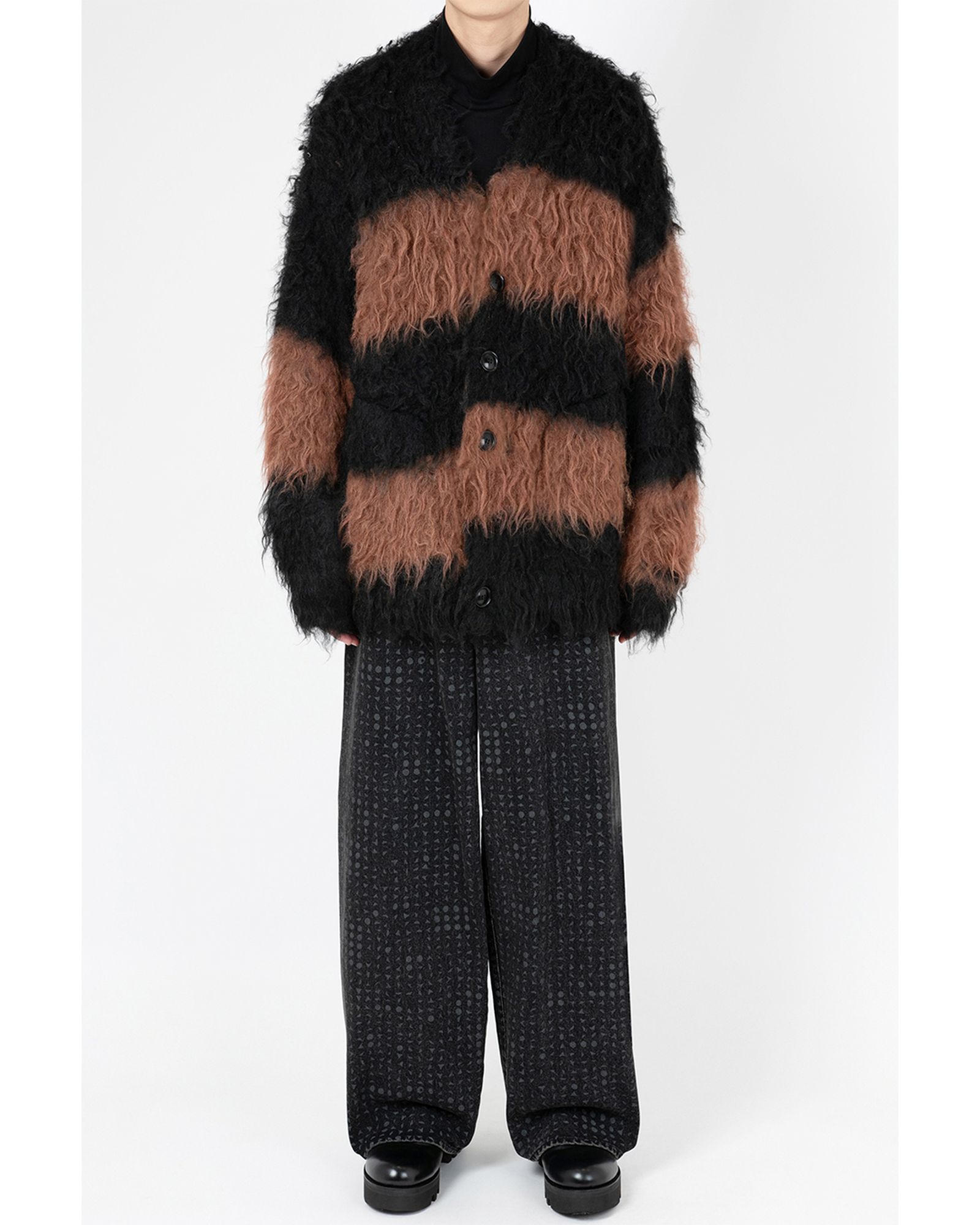 Shaggy Border Knit Cardigan