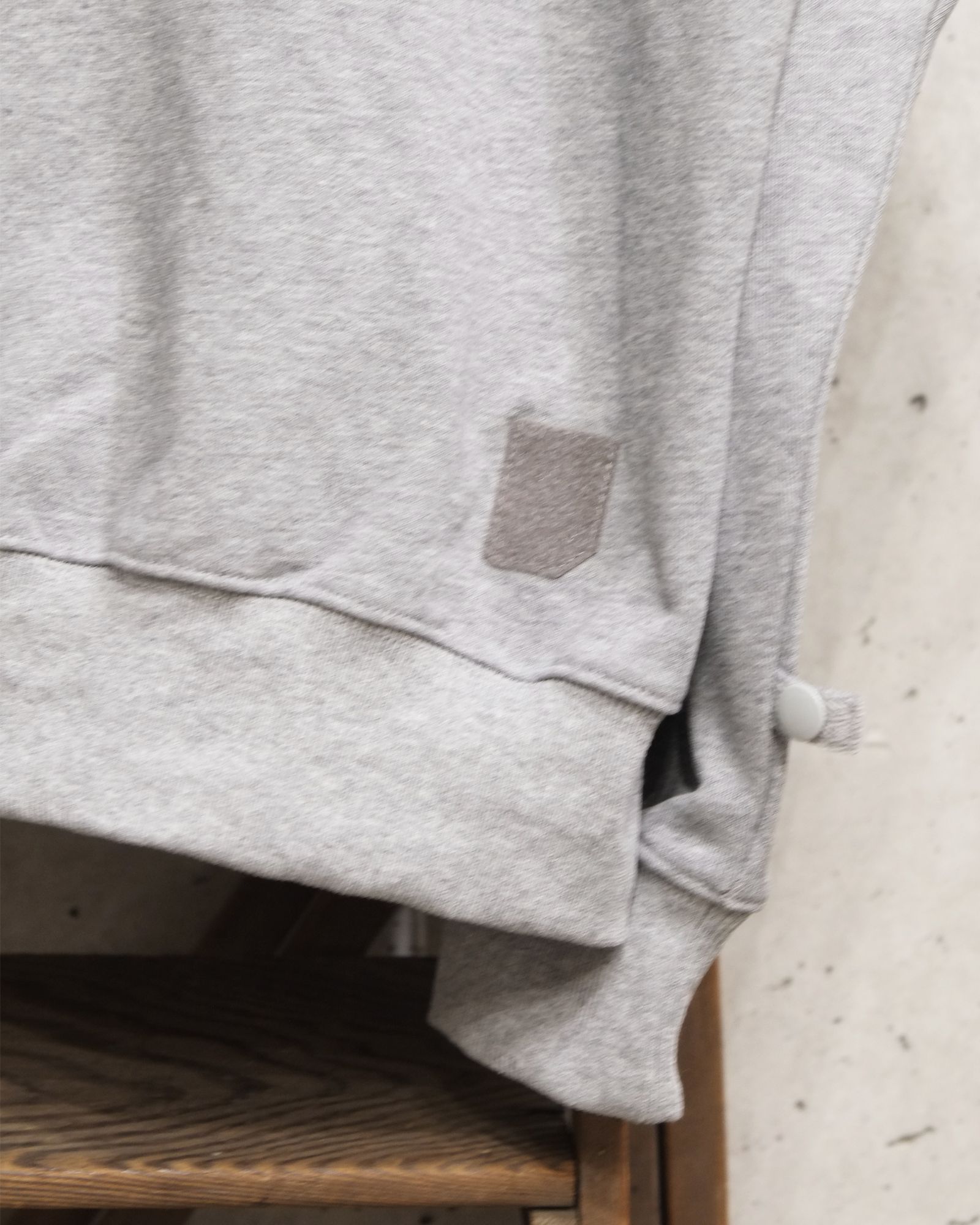 Visor Button Hoodie / ボタン パーカー / ヘザーグレー / PD-262-HCS-041