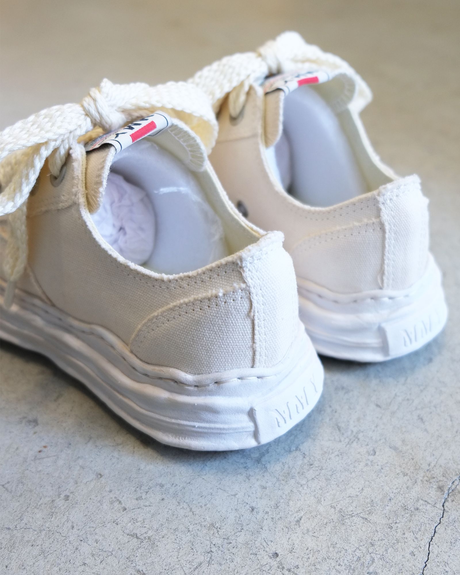 "HANK" OG Sole Over-Dyed Canvas Low-top Sneaker