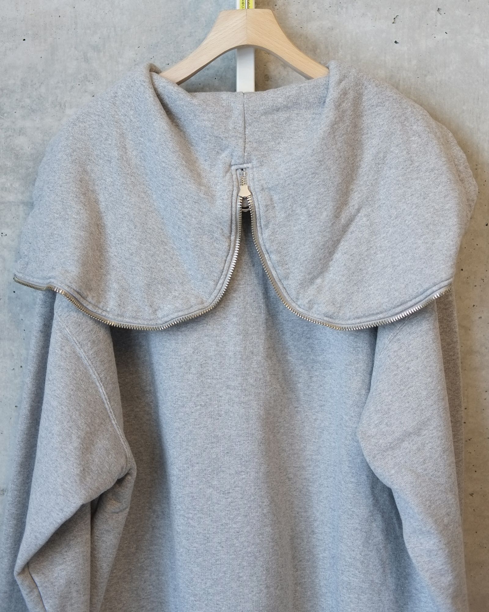 Harf Zip Pullover Hoodie