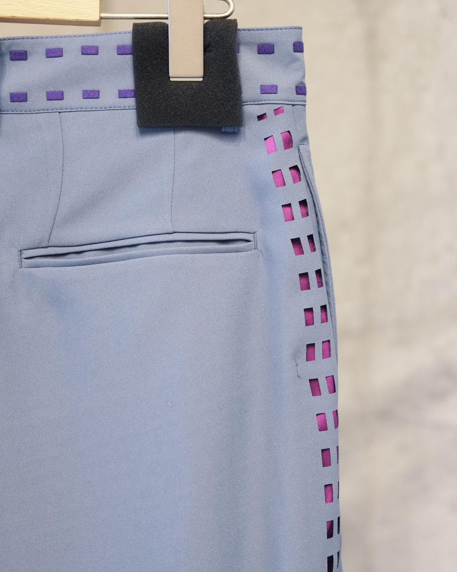 Laser Stitch Short Pants