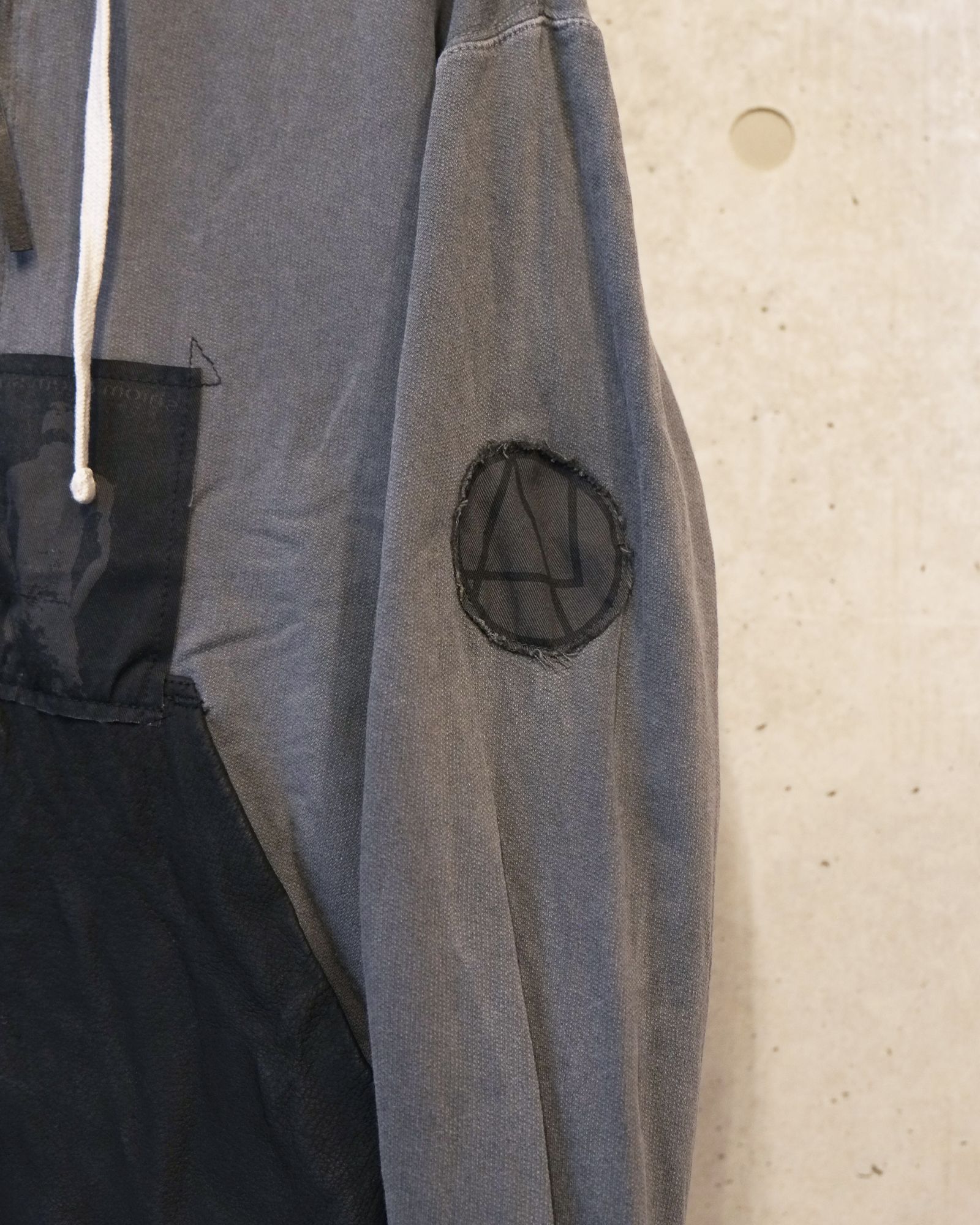 Bootleg Zip Up Hoodie With Patched(MIN) / ジップアップ パーカー / 10イヤーズ ブラック / M-P4-BG7