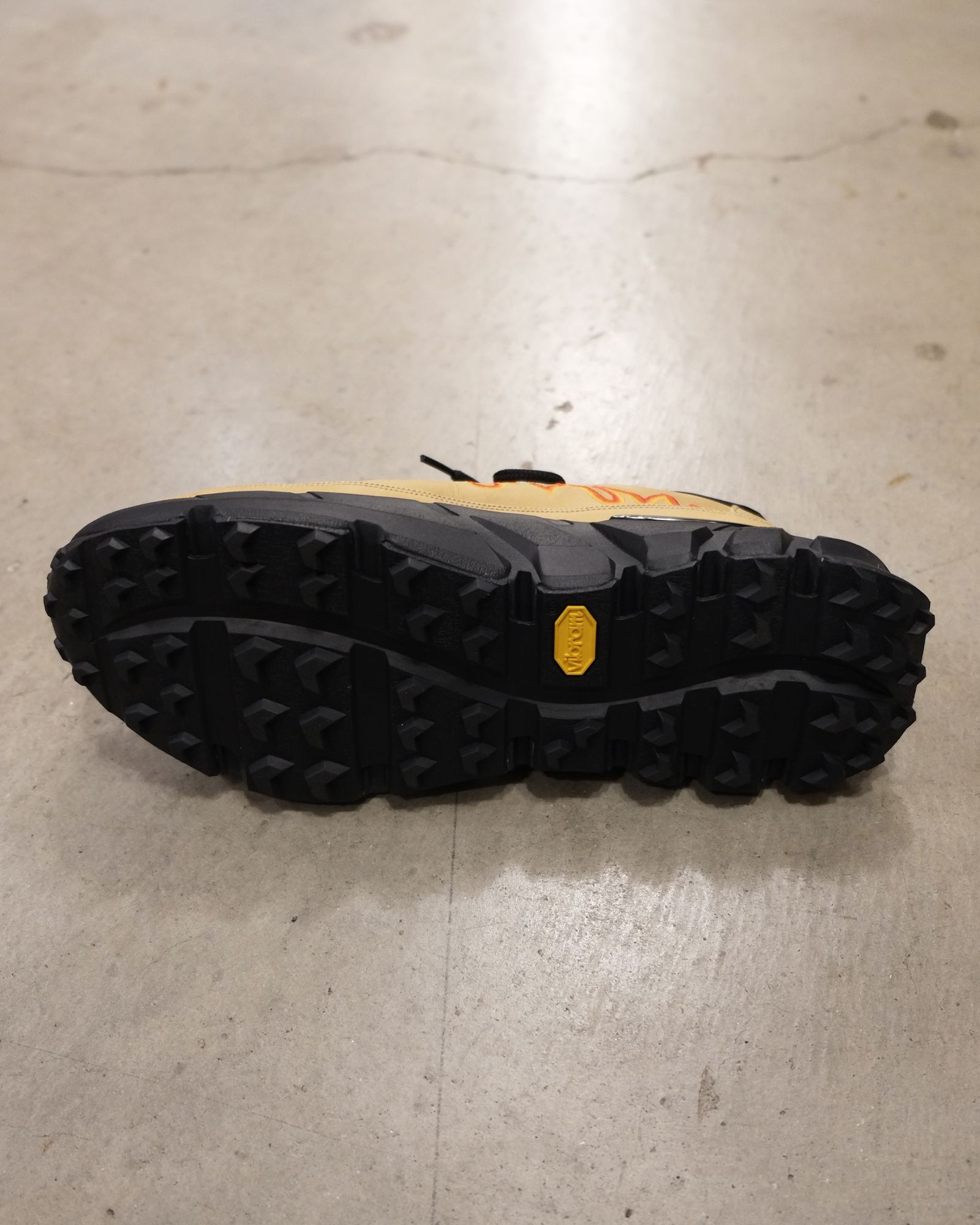 Flame Embroidery Shoes