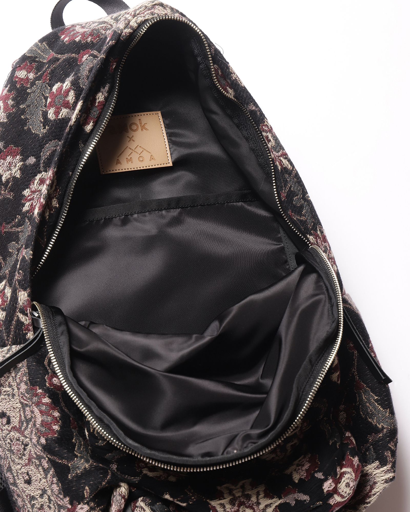 Dichotomic Jacquard Bag