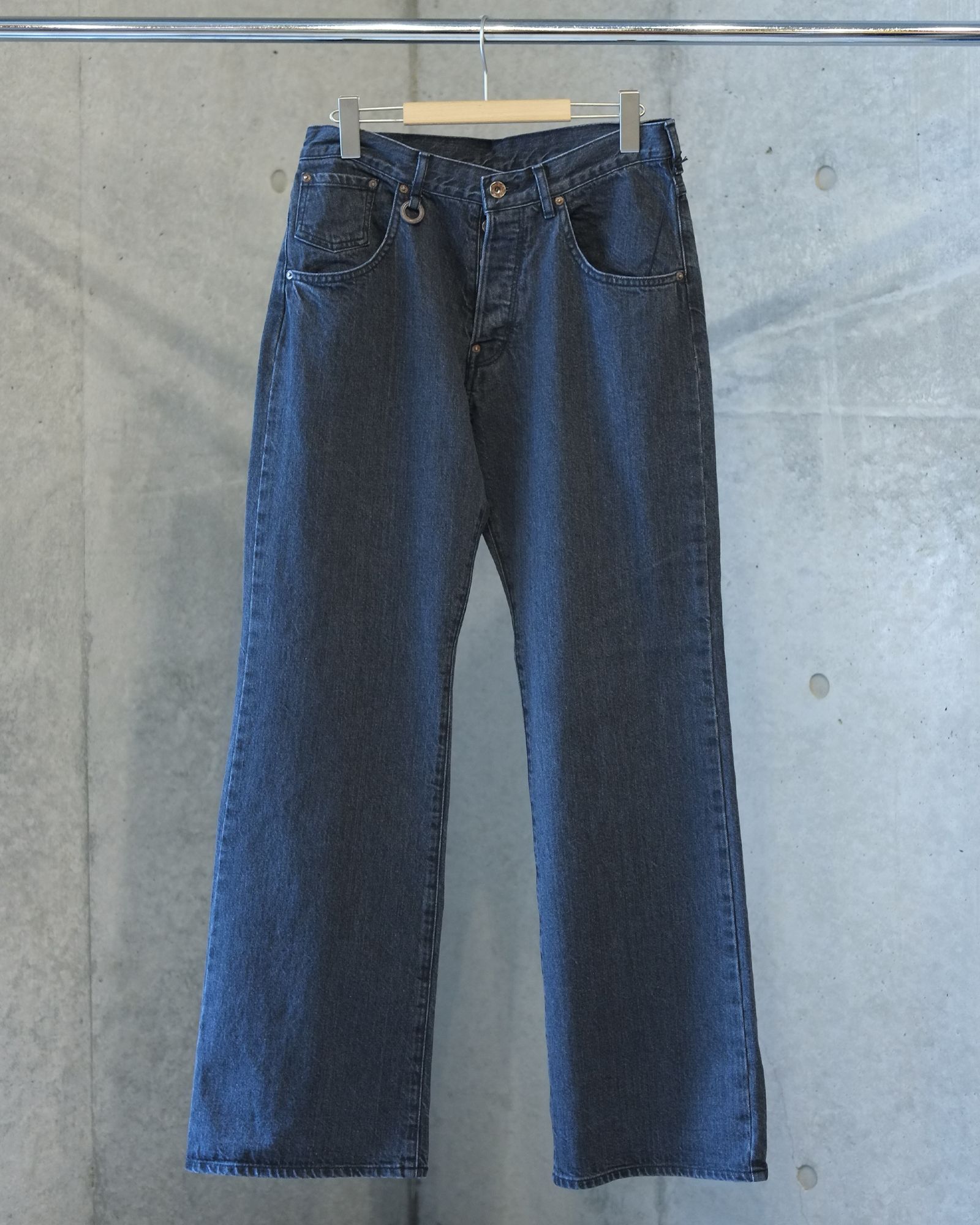 SOSHIOTSUKI - Front Lowrize Denim Pants | fakejam