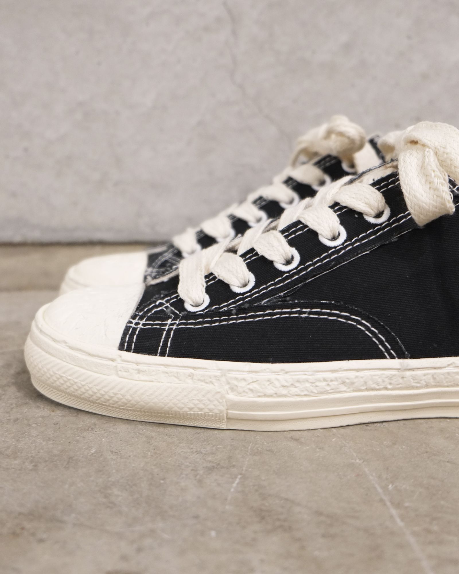 【General Scale】PAST Sole 6 - Hole Low-top Sneaker