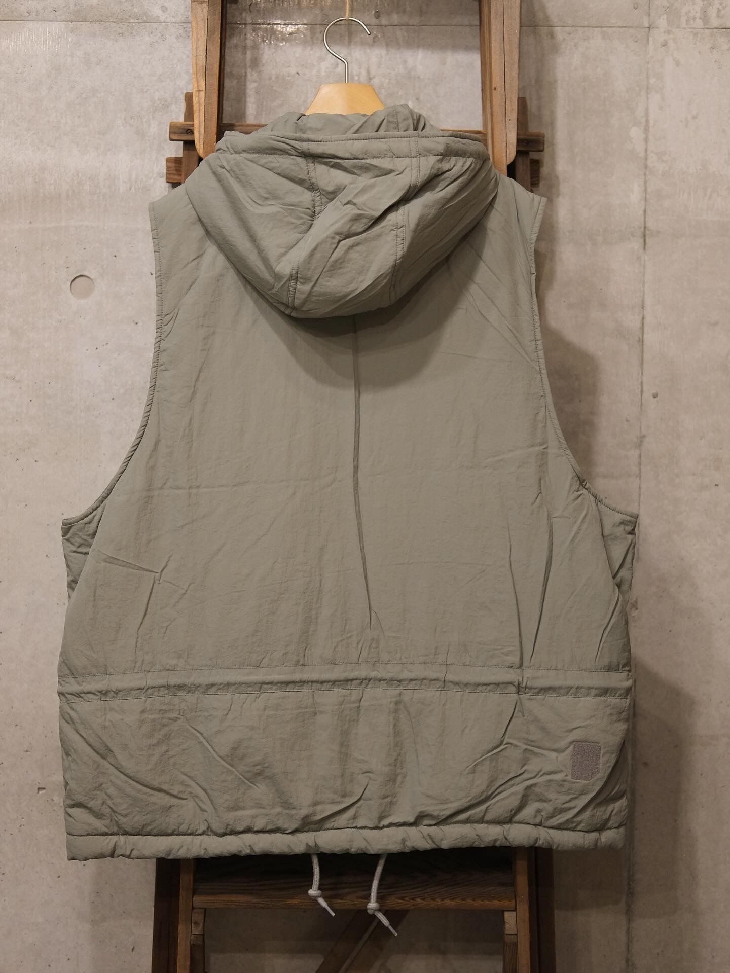 Double Cushy Hooded Jacket