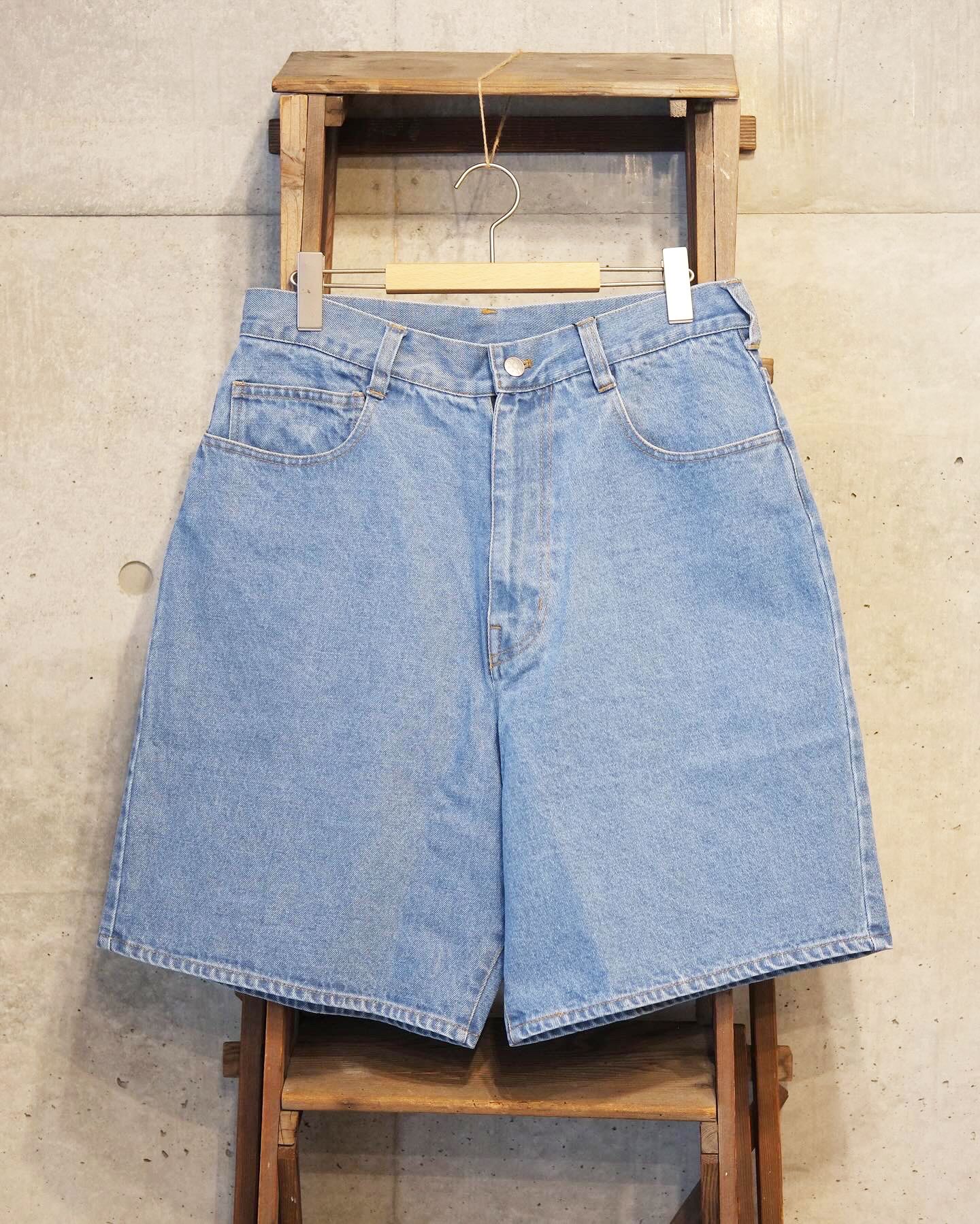 6 Pocket Denim Shorts