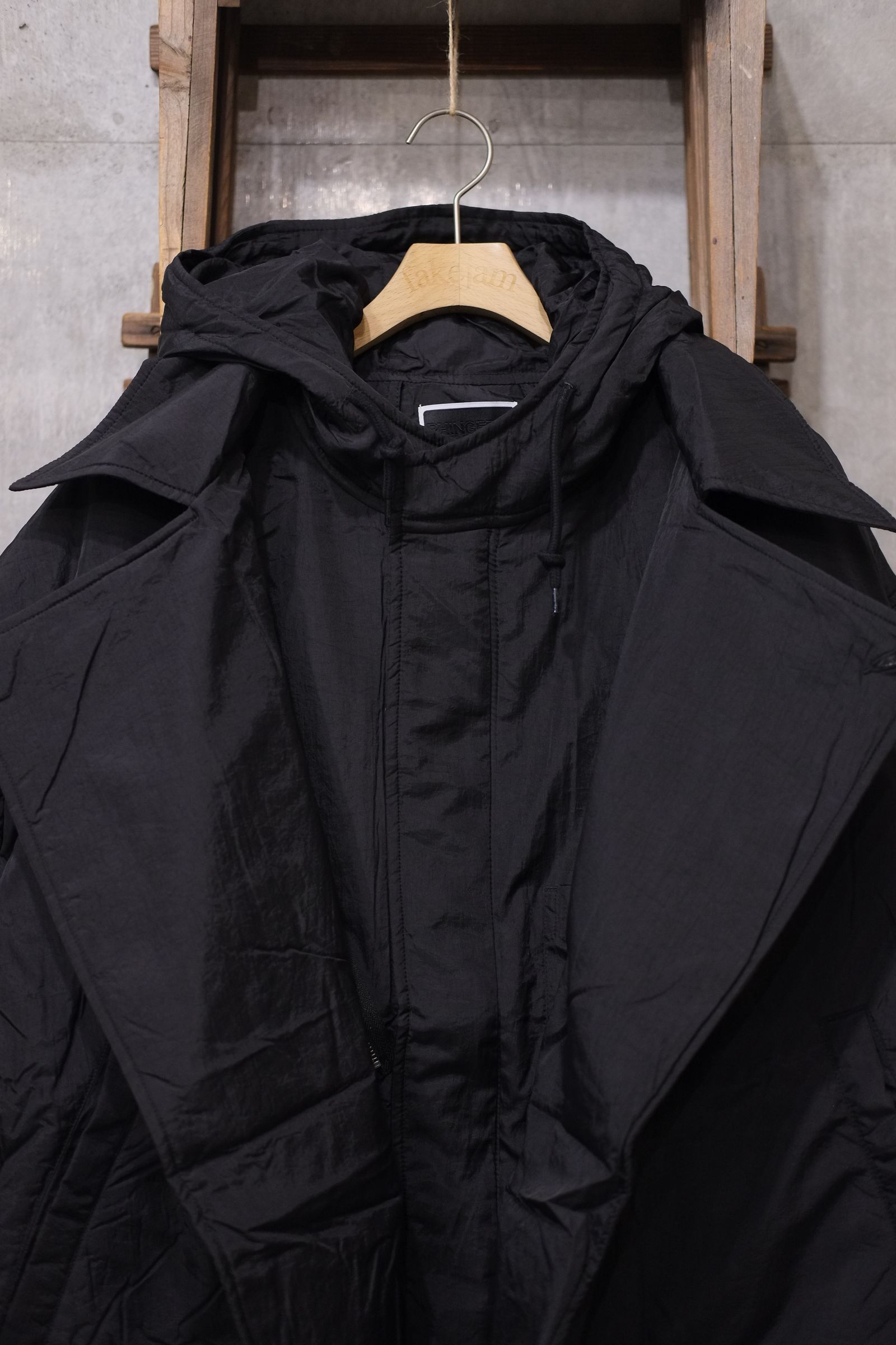 Double Cushy Hooded Jacket