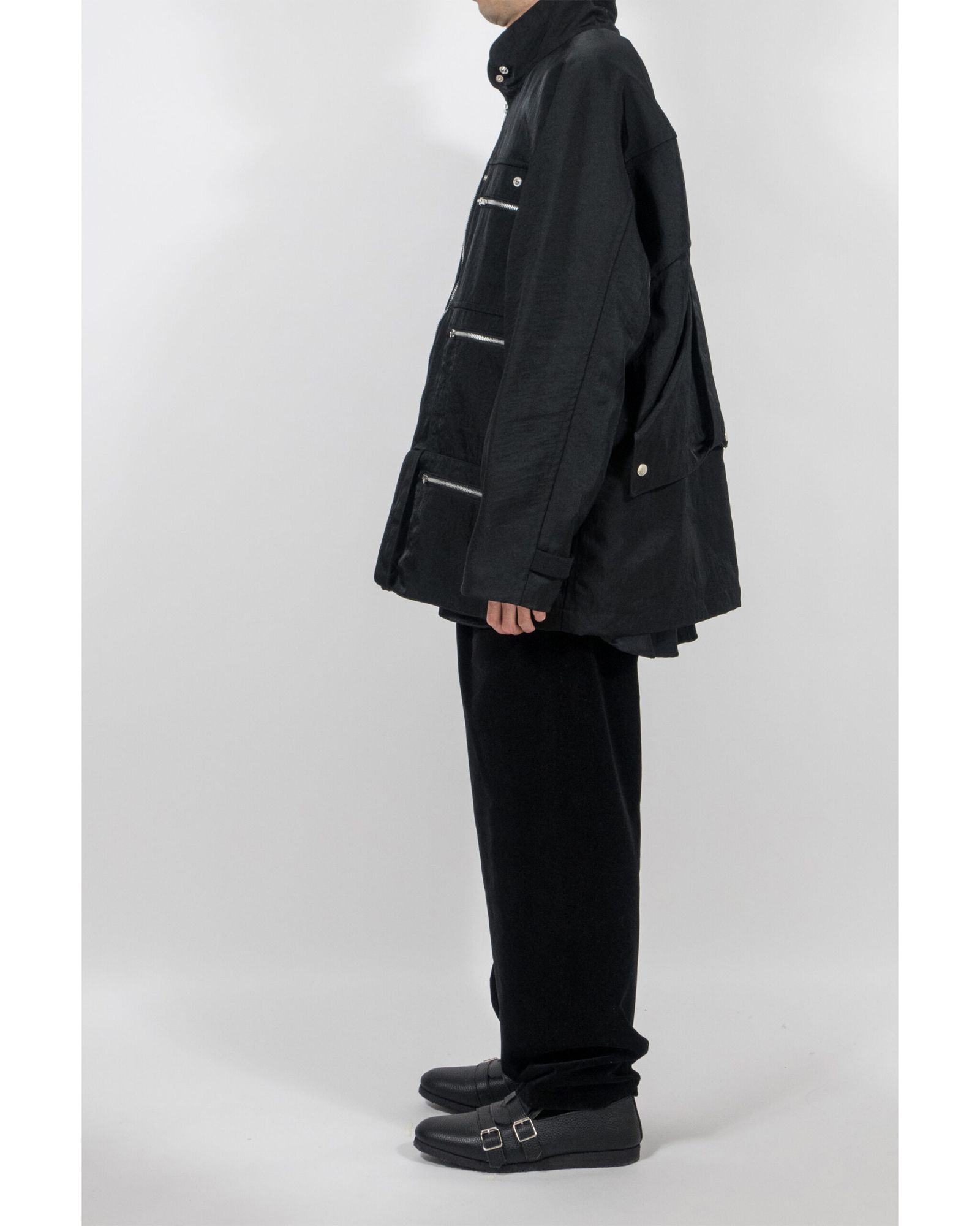 Moving Jacket