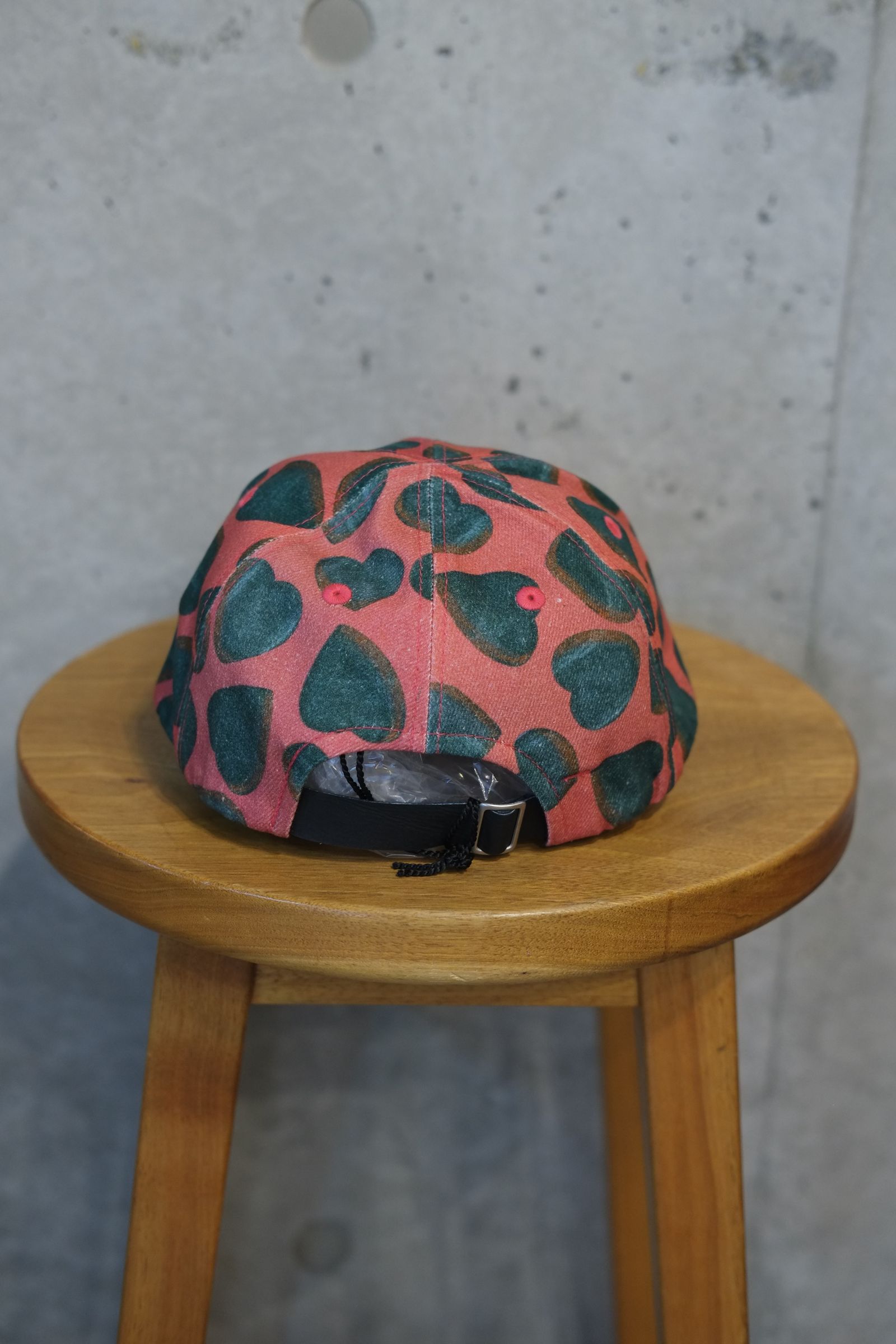 Art Replica Cap