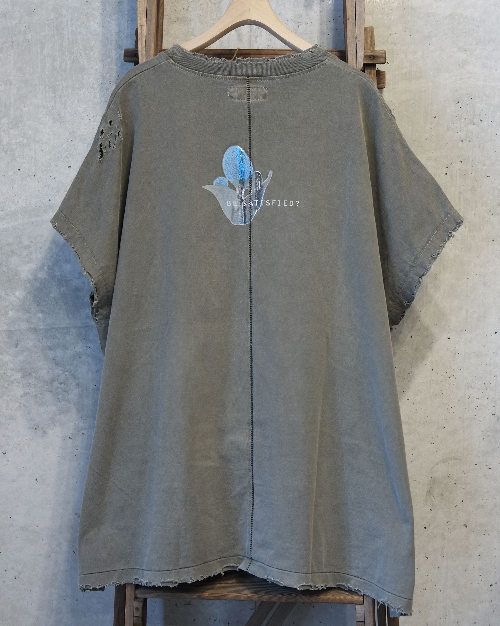 Bootleg Tunic with DAMEGED (LOOK)