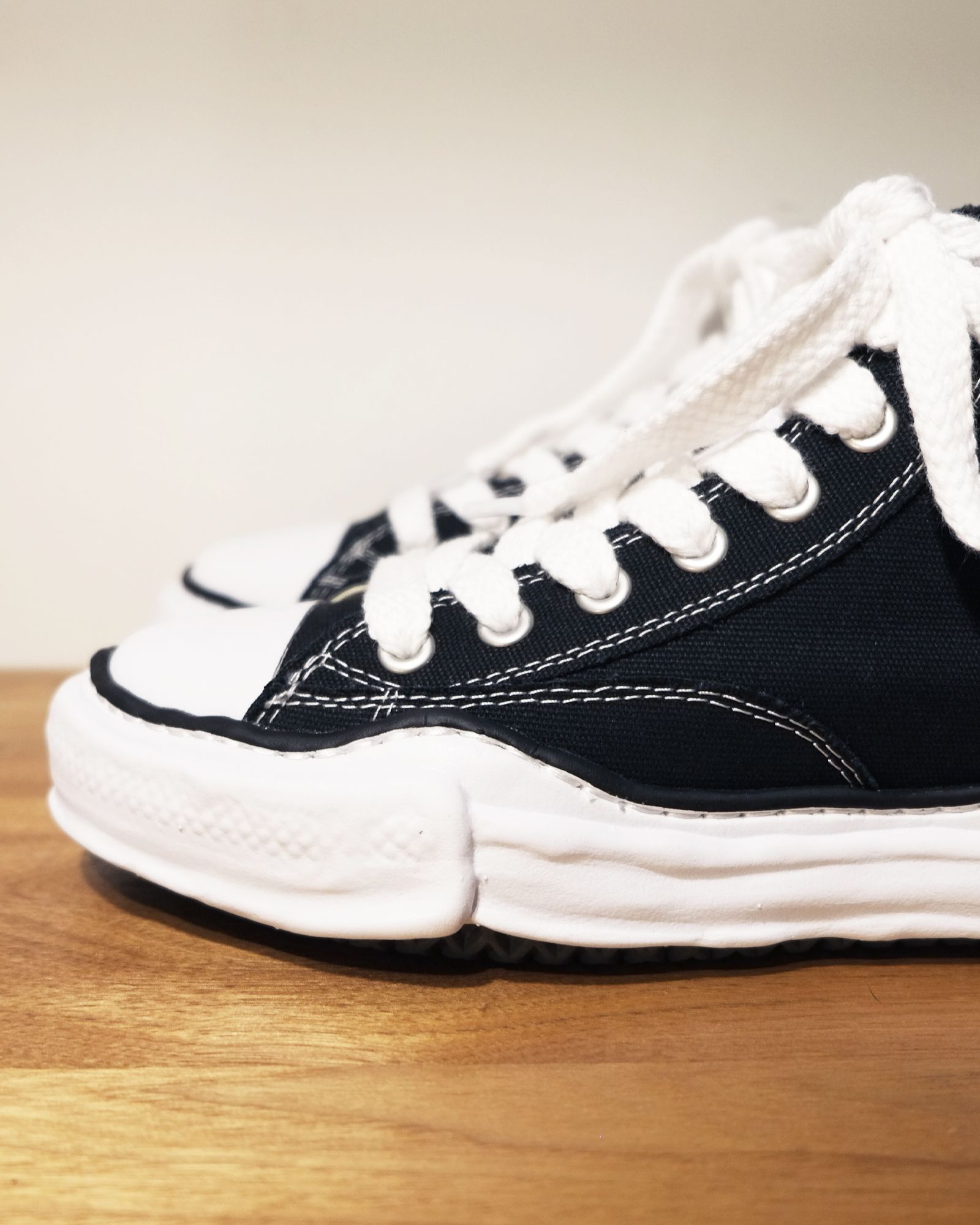 "PETERSON" OG Sole Canvas High-top Sneaker